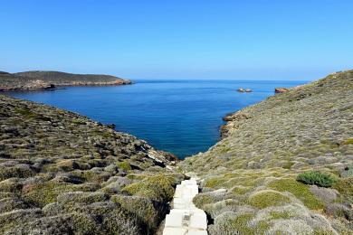 ΚΕΑ, ΟΤΖΙΑΣ, seafront villa